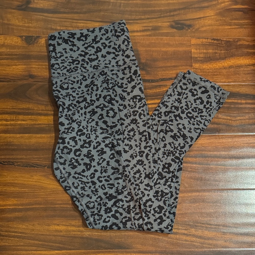 Athleta Grey Leopard Print Leggings